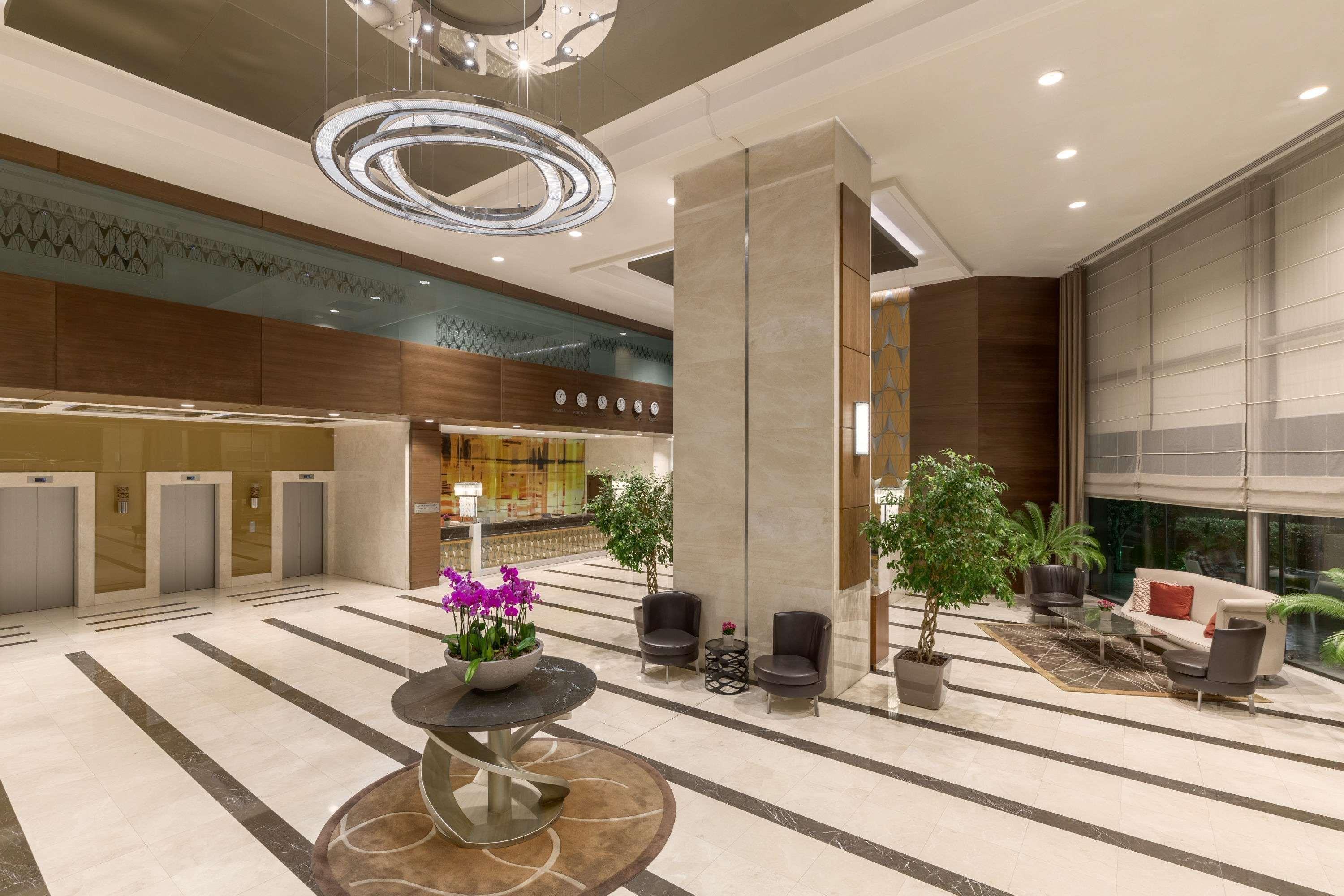 Ramada Plaza By Wyndham Istanbul Tekstilkent Hotel Buitenkant foto